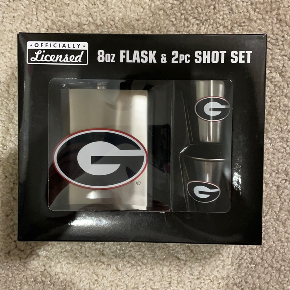 University of Georgia Flask Set